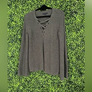 American Eagle sweater with flared sleeves